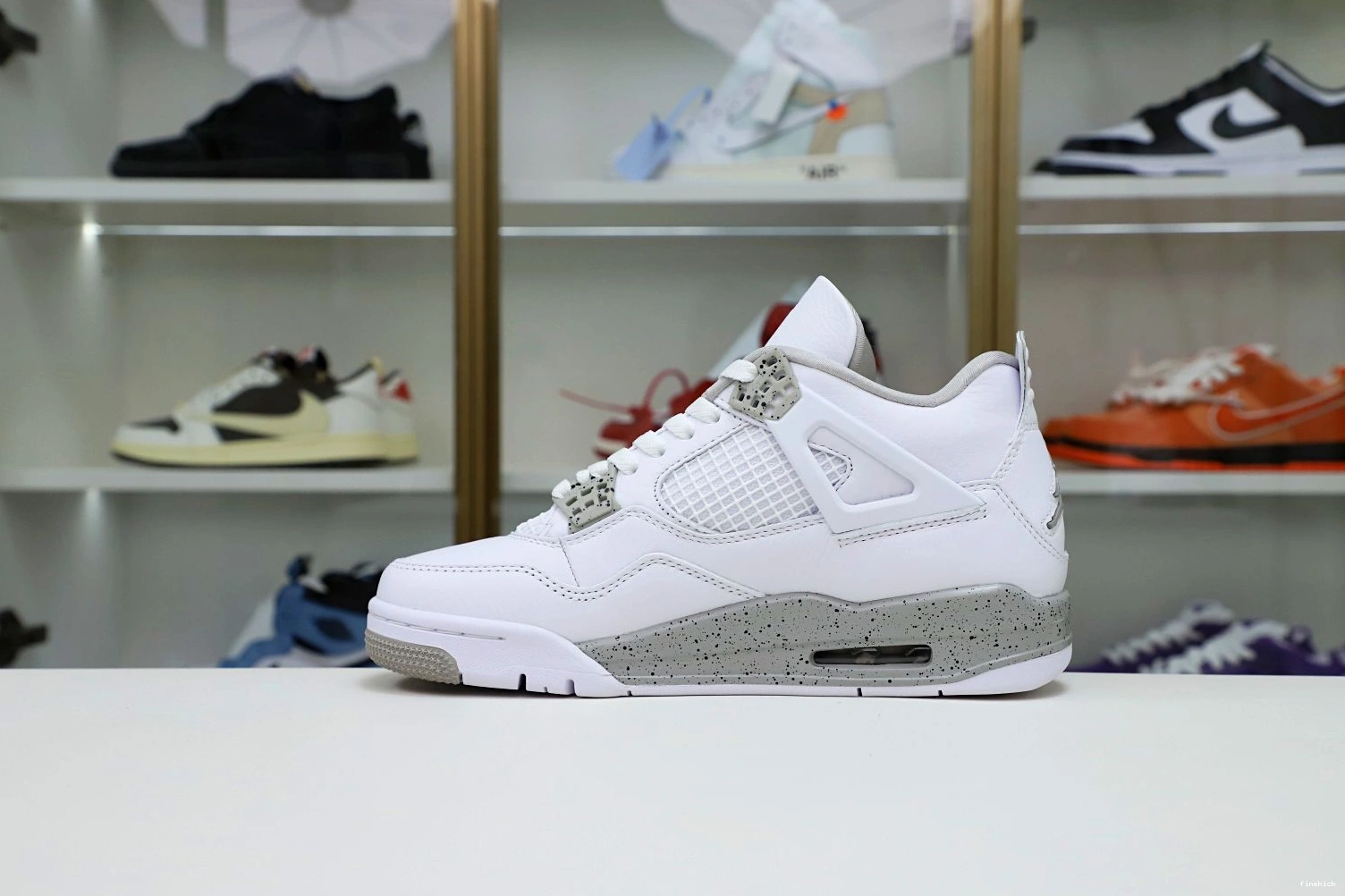 4 OREO' 'WHITE AIR JORDAN RETRO 1025